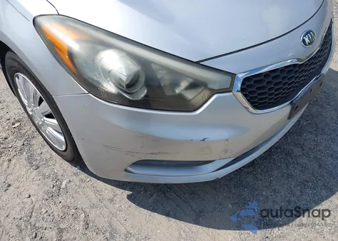 2015 Kia Forte Lx z USA, uszkodzony, nr VIN KNAFK4A62F5292368
